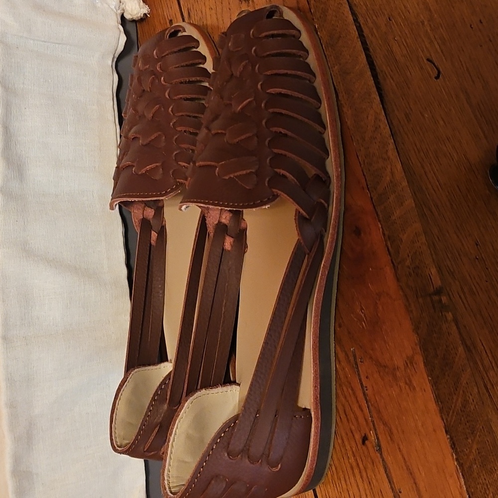 Nisolo Brown Leather Sandals - Picture 4 of 8